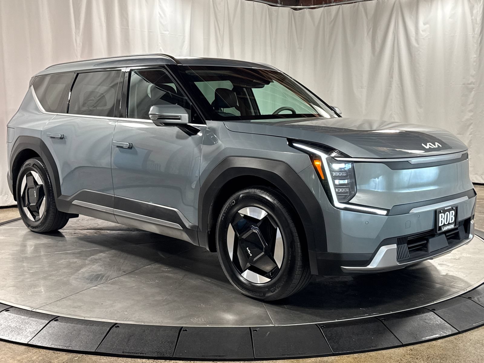 Certified 2024 Kia EV9 Wind AWD/4WD image 10
