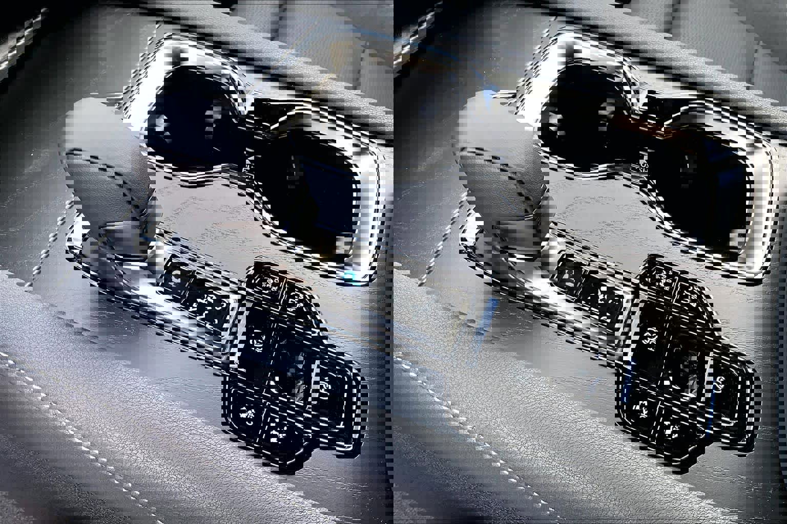 New 2026 Lexus RX 450h Luxury image 11