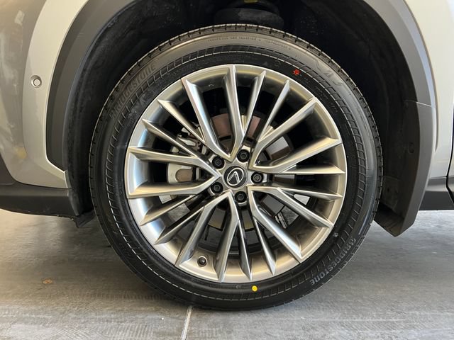 Used 2025 Lexus NX 350h AWD w/ Cold Area Package image 11