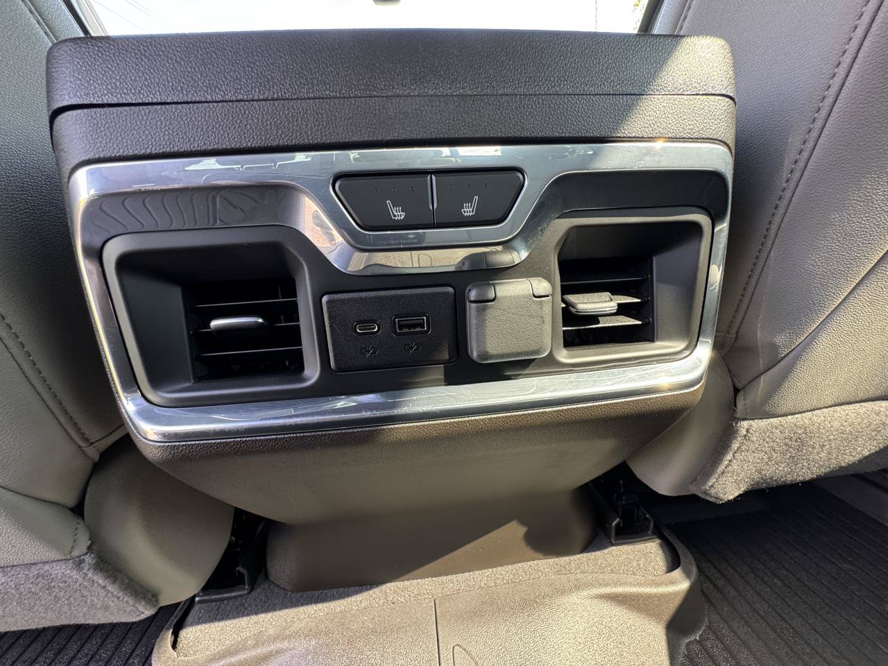Used 2023 Chevrolet Silverado 2500 LTZ w/ LTZ Plus Package AWD/4WD image 28
