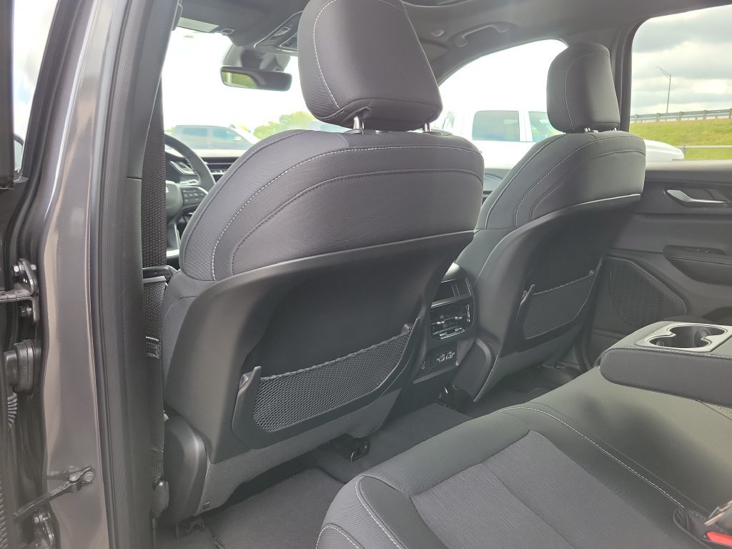 New 2026 Jeep Grand Cherokee Laredo X AWD/4WD image 14