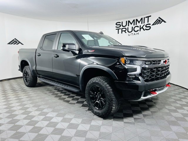 Used 2023 Chevrolet Silverado 1500 ZR2 w/ Technology Package image 1