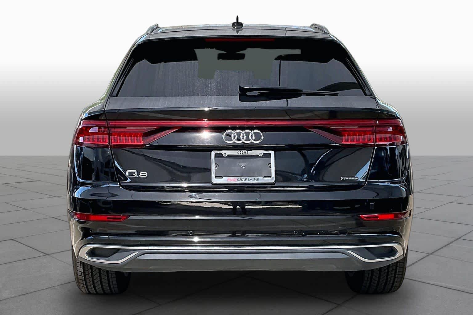 Used 2023 Audi Q8 Premium w/ Convenience Package AWD/4WD image 5