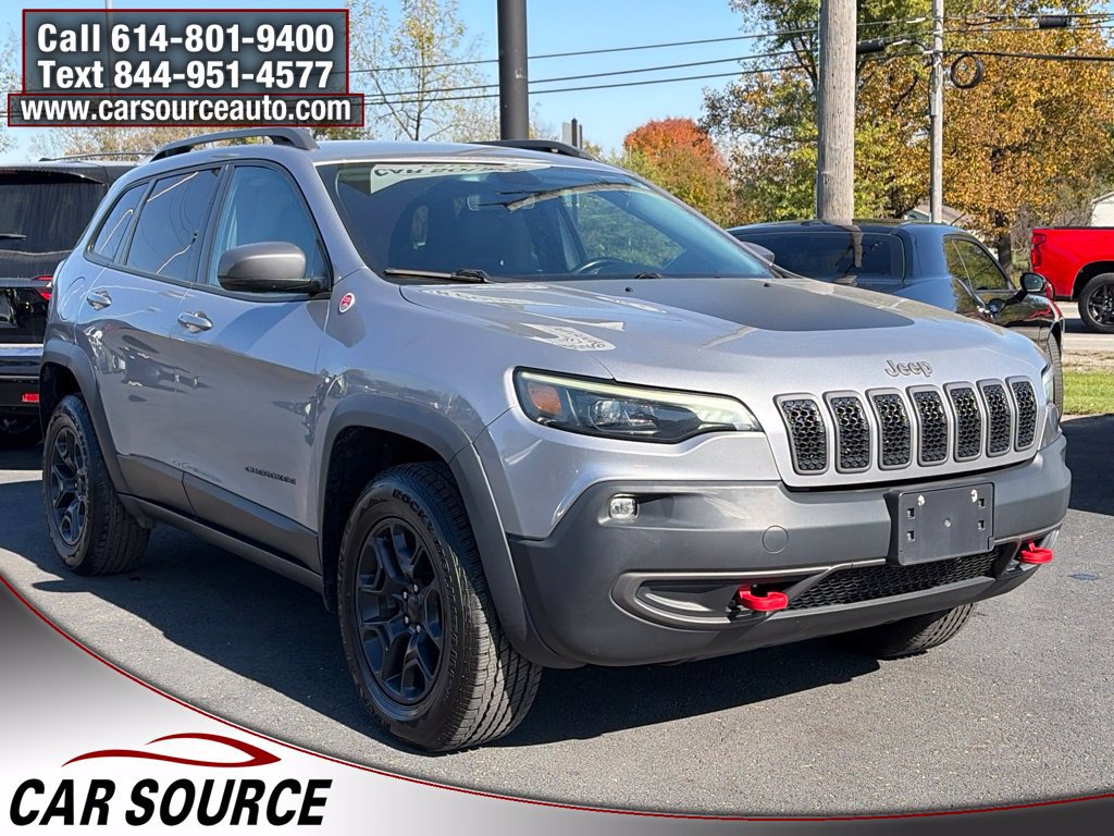 Used 2020 Jeep Cherokee Trailhawk w/ Cold Weather Group AWD/4WD image 3
