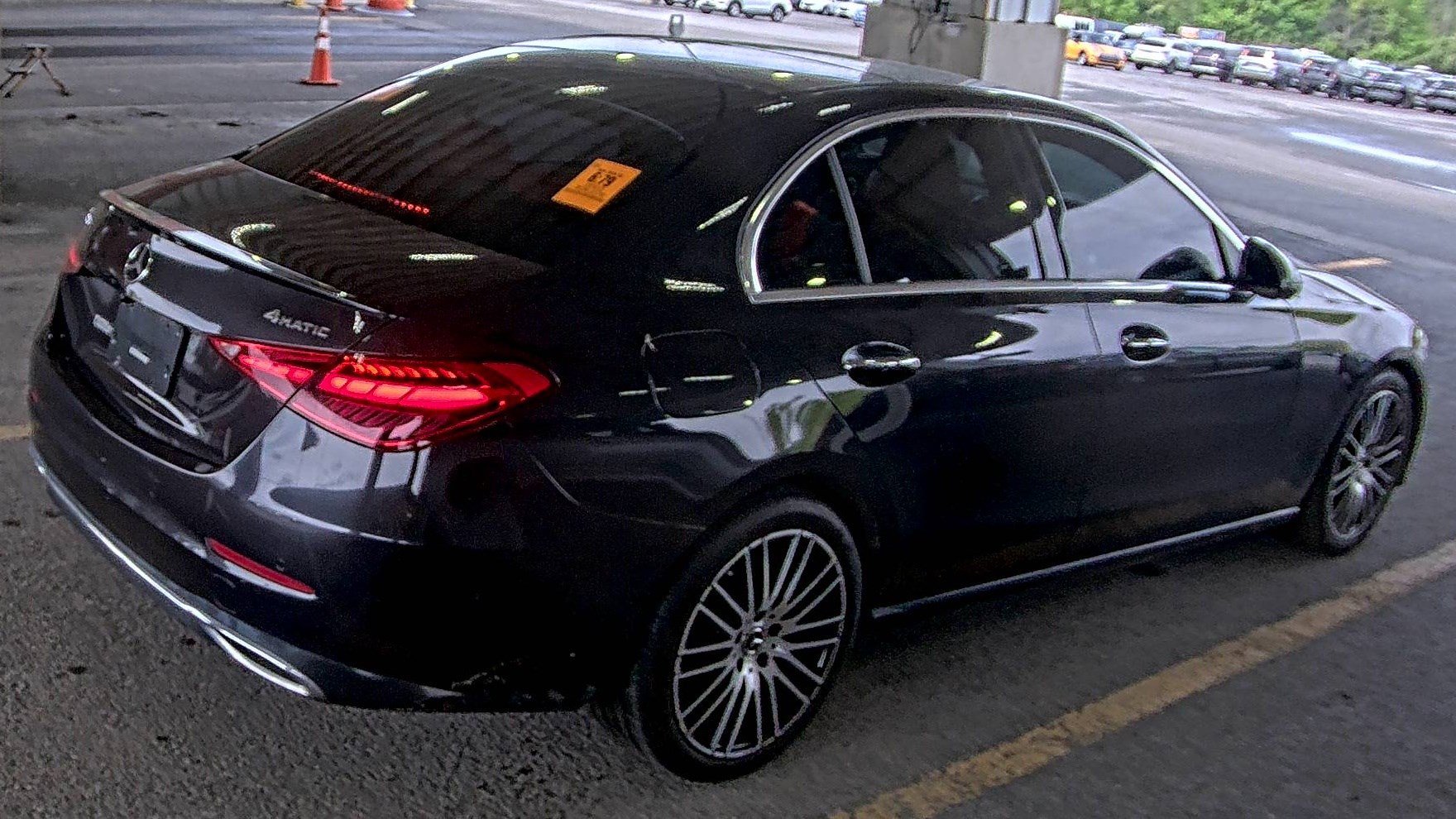 Used 2023 Mercedes-Benz C 300 4MATIC Sedan w/ Exclusive Trim Package image 6