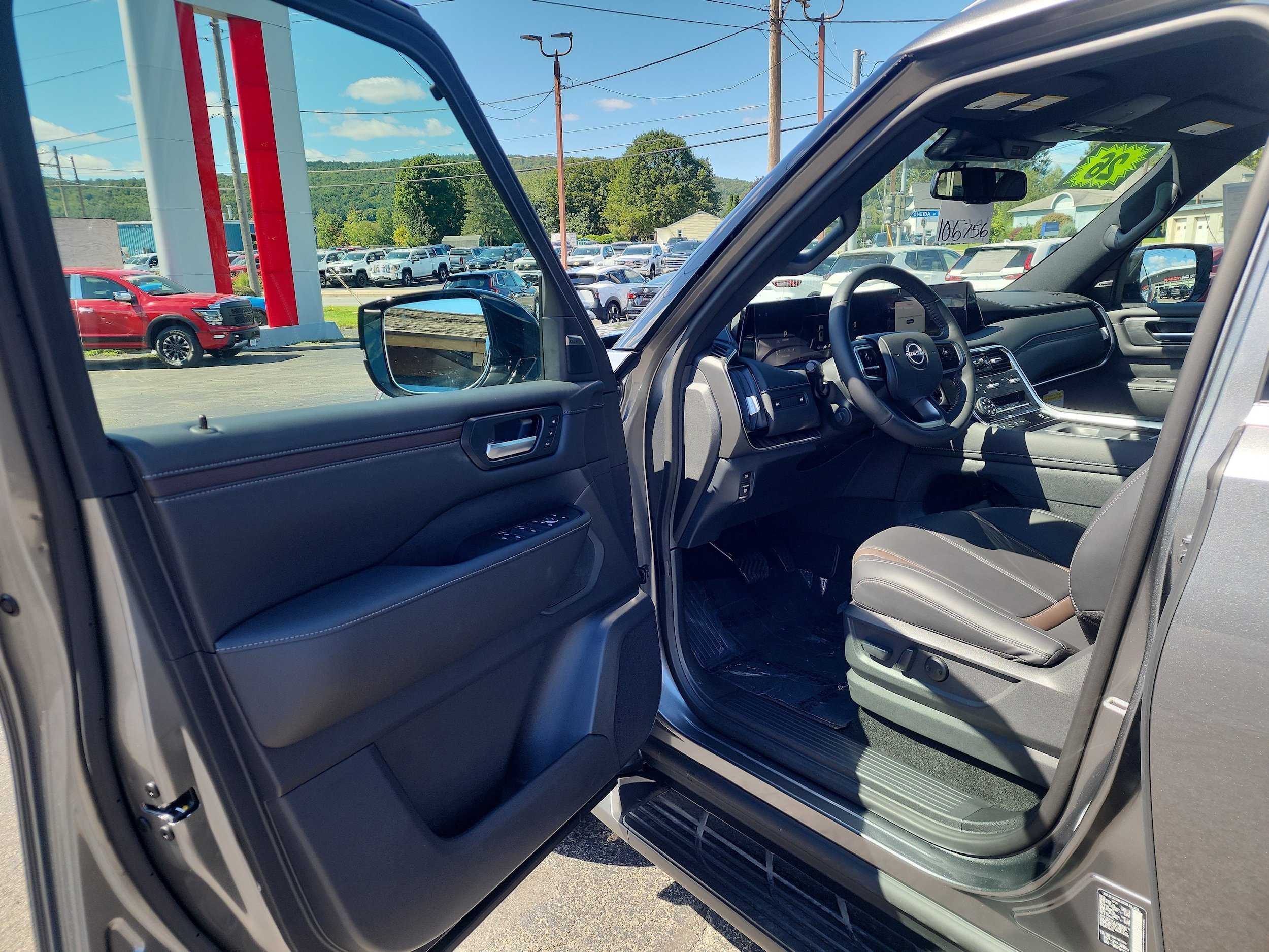 New 2026 Nissan Armada SL AWD/4WD image 10