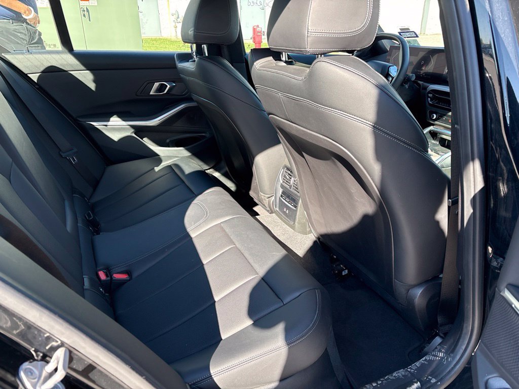 Used 2025 BMW 330i Sedan RWD image 23