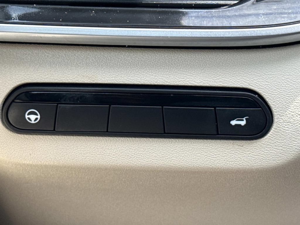 Used 2024 INFINITI QX60 Luxe AWD/4WD image 13