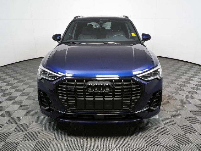 Used 2025 Audi Q3 2.0T Premium w/ Convenience Package AWD/4WD image 34