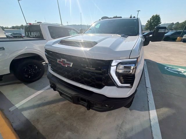 Used 2025 Chevrolet Silverado 2500 ZR2 w/ ZR2 Bison Edition AWD/4WD image 26