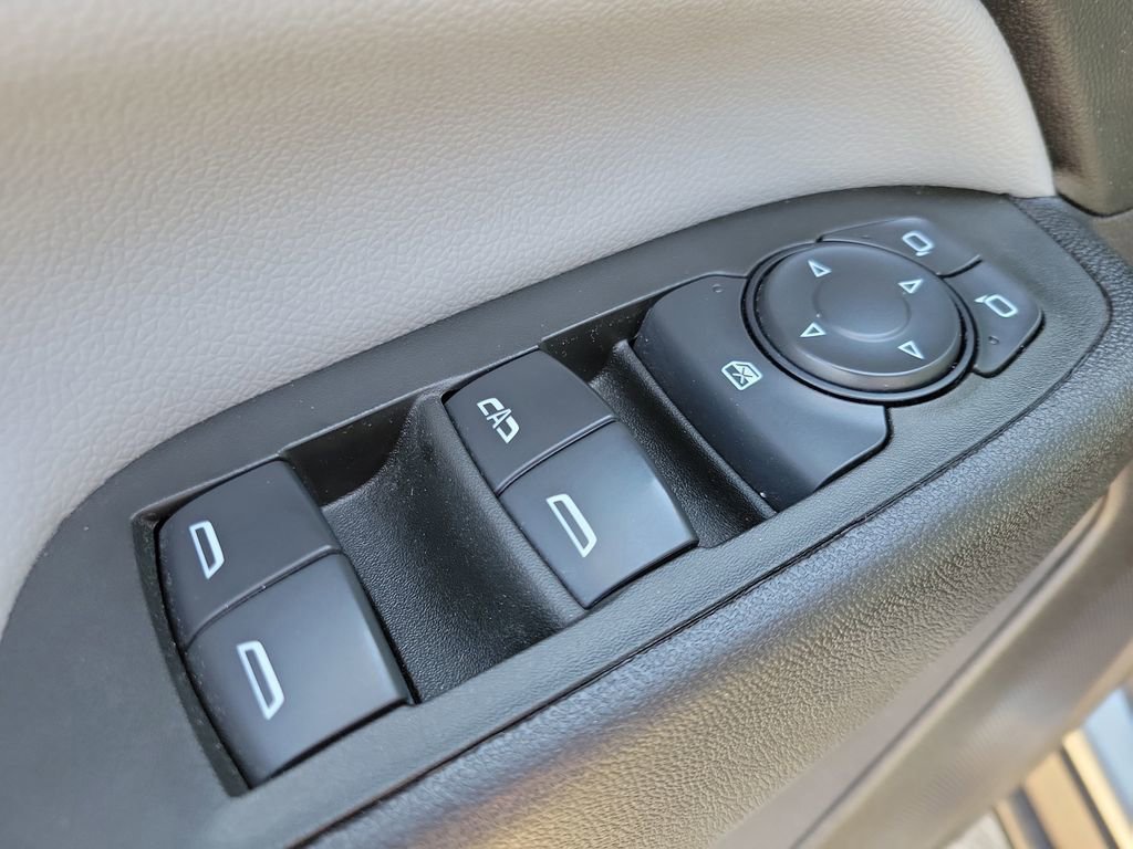 Used 2024 Chevrolet Equinox LS w/ LS Convenience Package AWD/4WD image 15