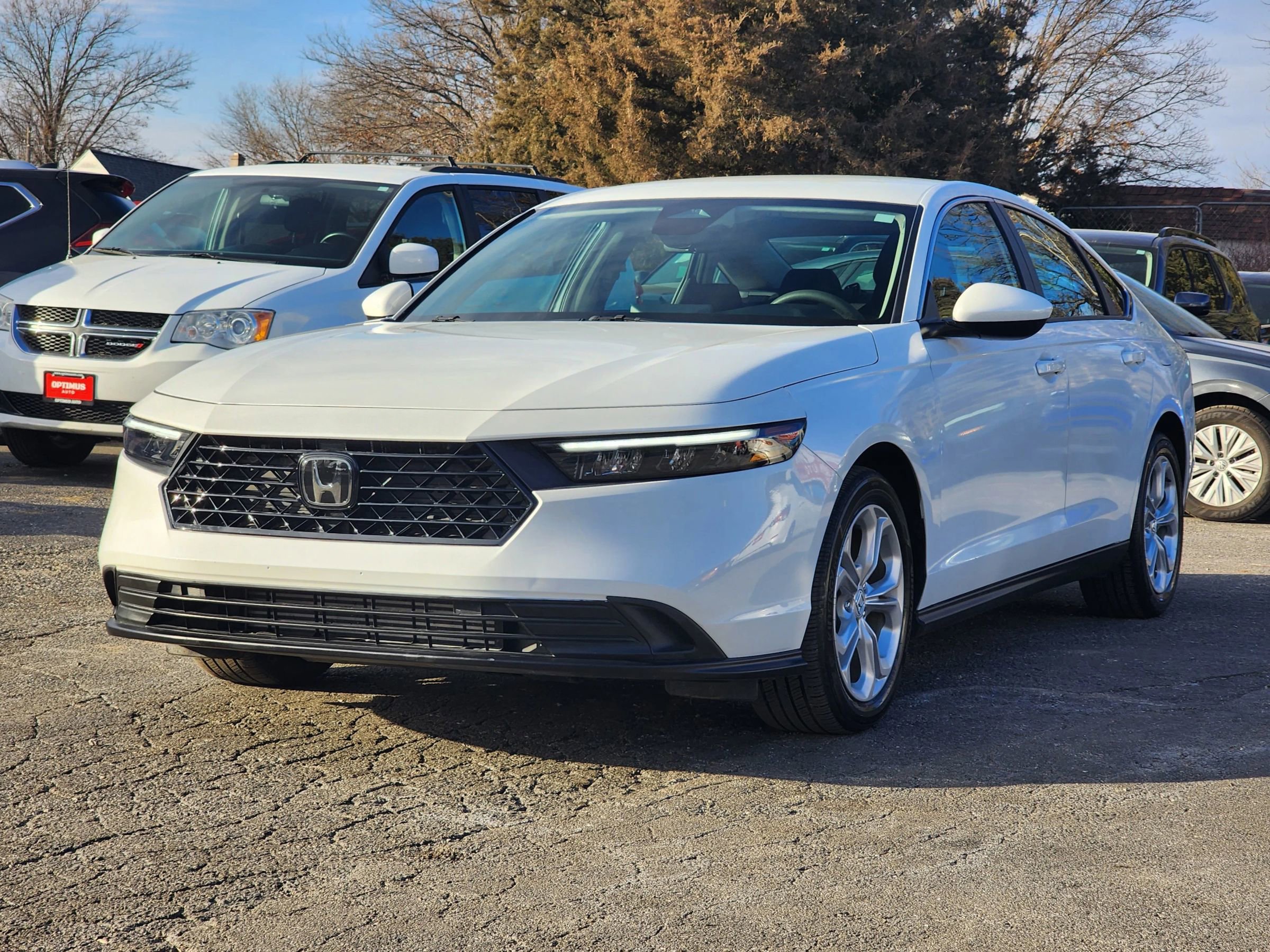 Used 2023 Honda Accord LX image 3