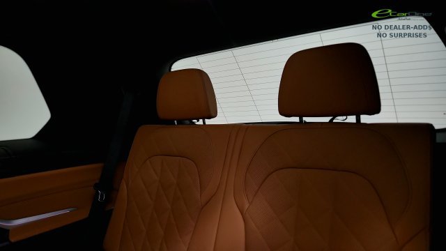 Used 2023 BMW X7 xDrive40i w/ Executive Package AWD/4WD image 49