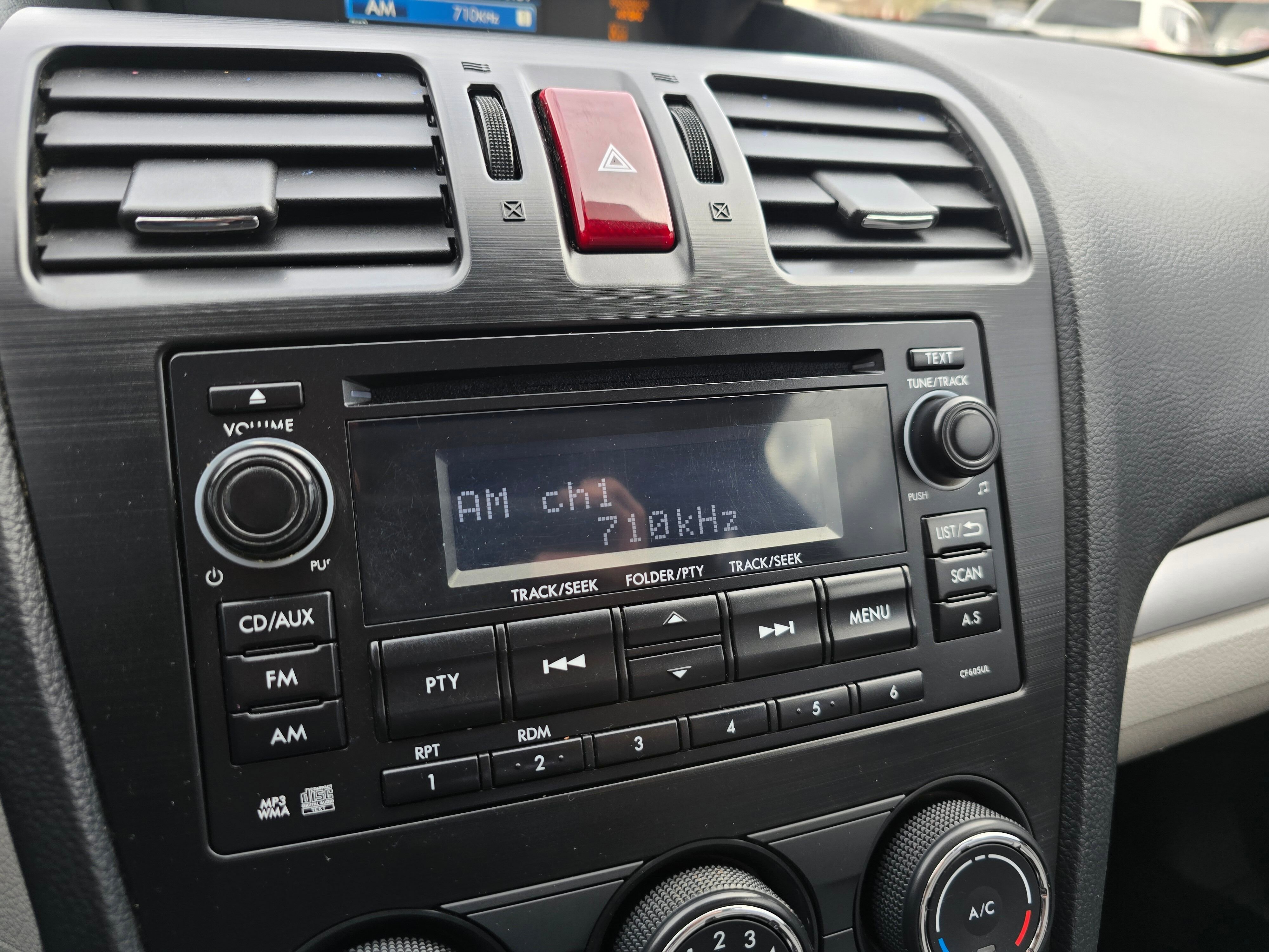 Used 2015 Subaru Forester 2.5i w/ Alloy Wheel Package image 16