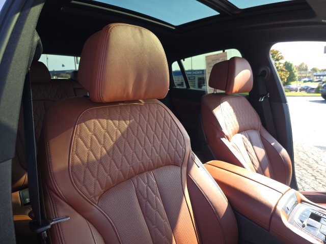 Used 2023 BMW X6 xDrive40i w/ Executive Package AWD/4WD image 38