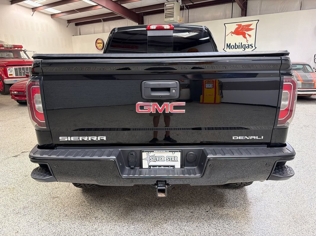 Used 2016 GMC Sierra 1500 Denali w/ Enhanced Driver Alert Package AWD/4WD image 6