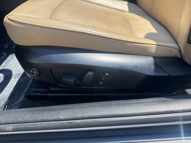 Used 2012 BMW 128i Convertible w/ Premium Pkg RWD image 16