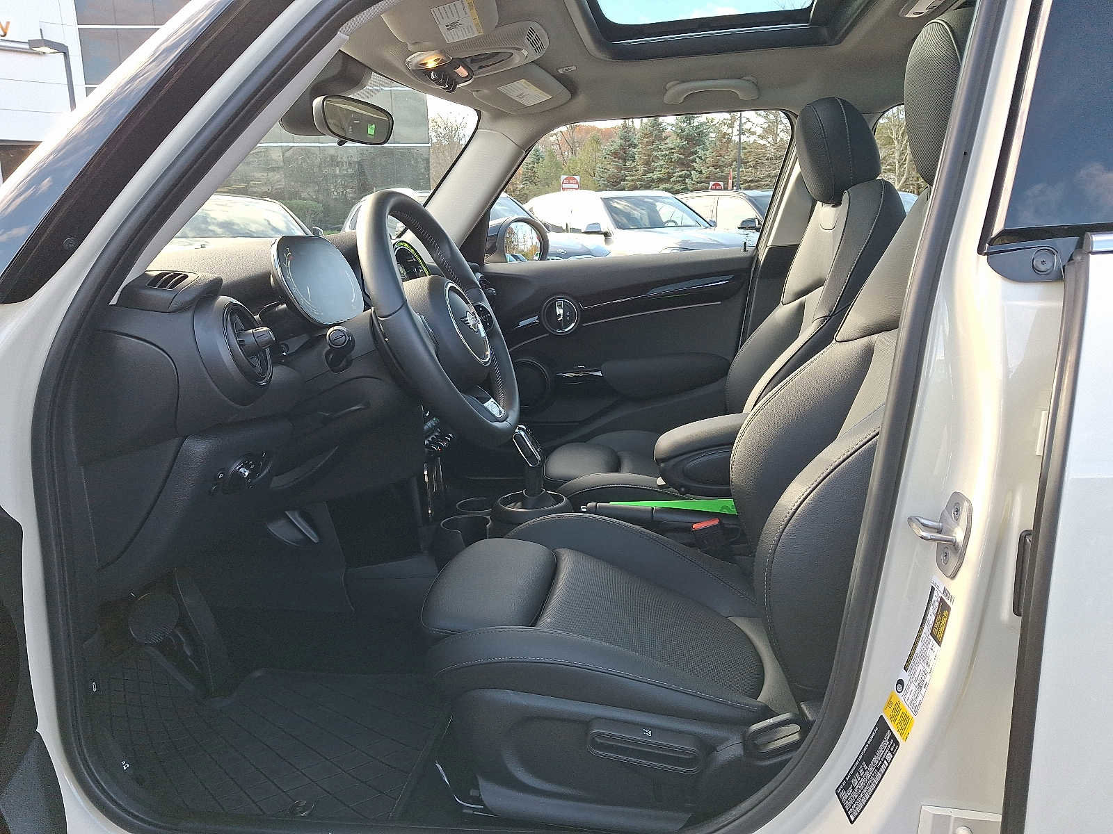 Used 2022 MINI Cooper S image 13