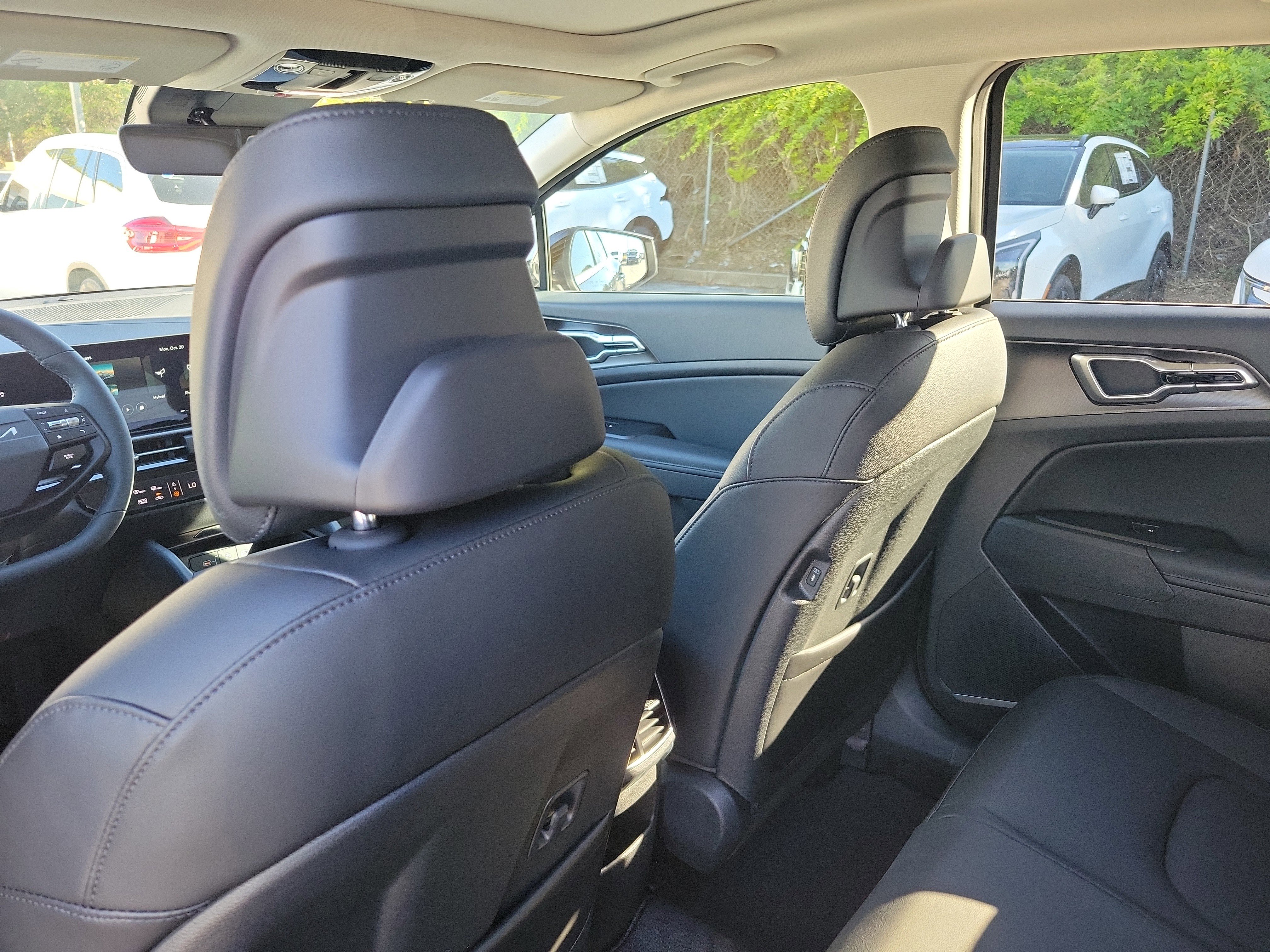 New 2026 Kia Sportage EX image 13