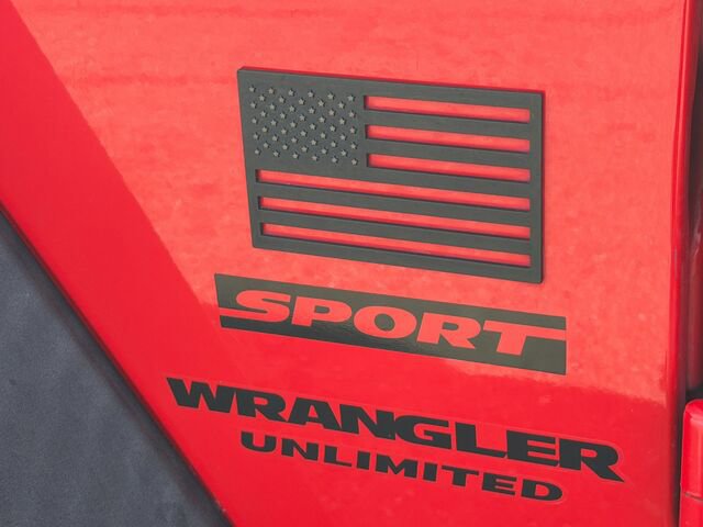 Used 2017 Jeep Wrangler Unlimited Sport w/ Connectivity Group image 29