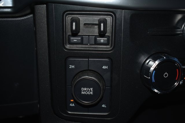 Used 2023 Ford F150 Lariat w/ Equipment Group 502A High image 36