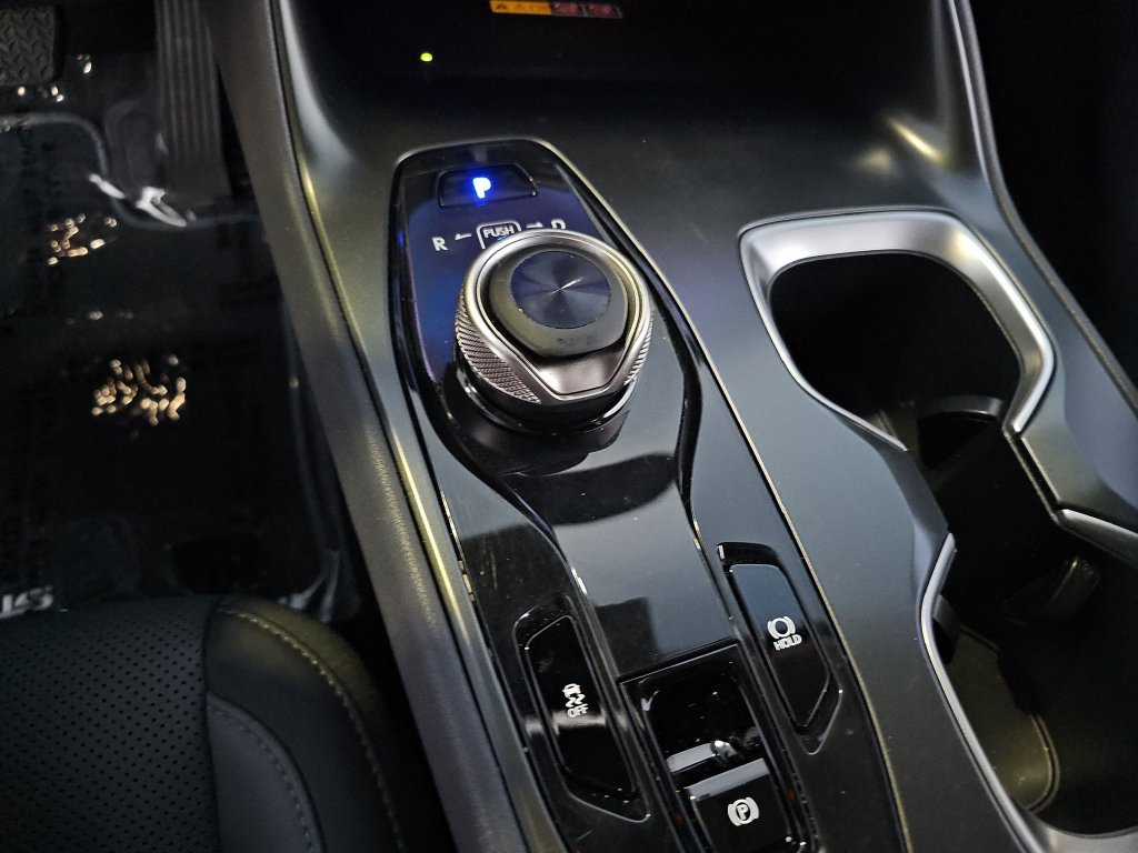 Used 2024 Lexus RZ 300e Premium w/ Technology Package FWD image 15
