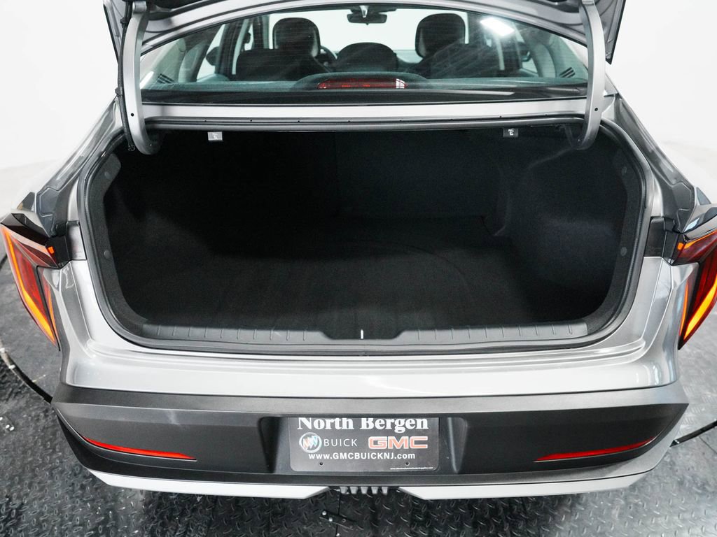 Used 2025 Kia K4 LXS image 38