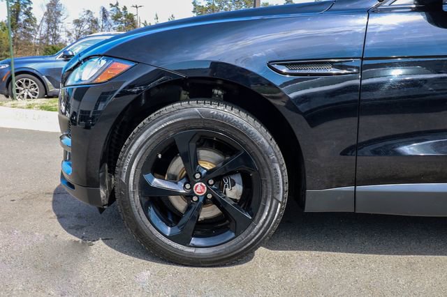 Used 2020 Jaguar F-PACE Premium image 22