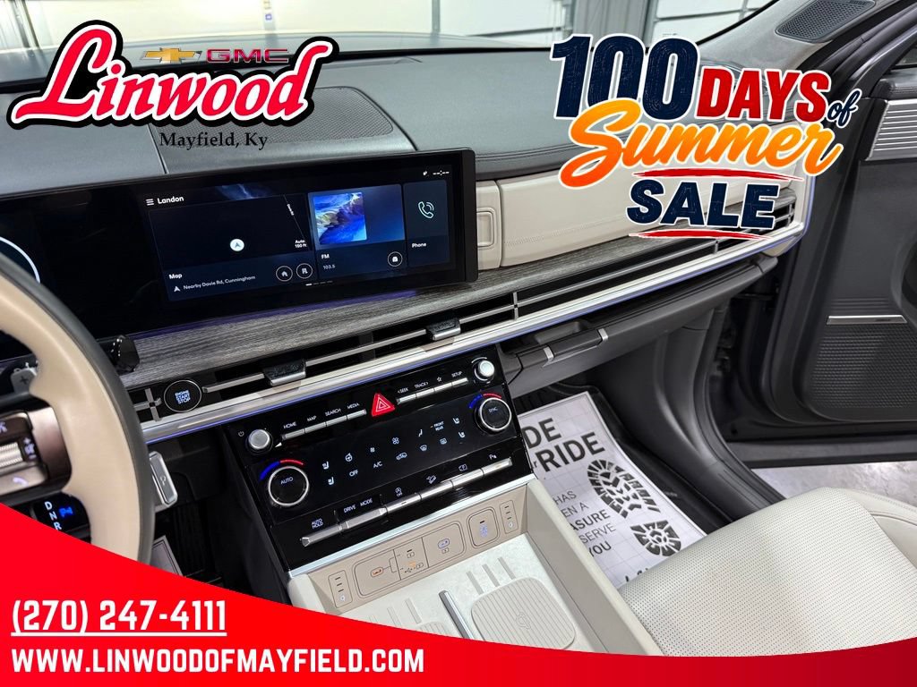 Used 2024 Hyundai Santa Fe Calligraphy FWD image 11