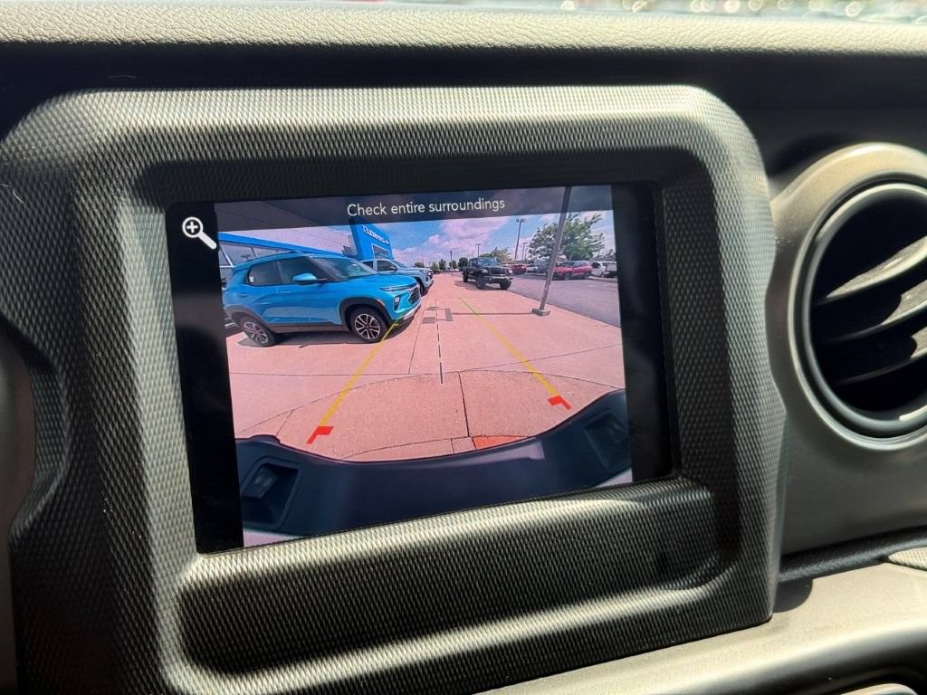 Used 2022 Jeep Gladiator Sport AWD/4WD image 26