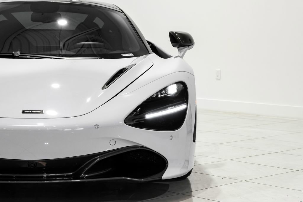Used 2020 McLaren 720S Performance RWD image 43