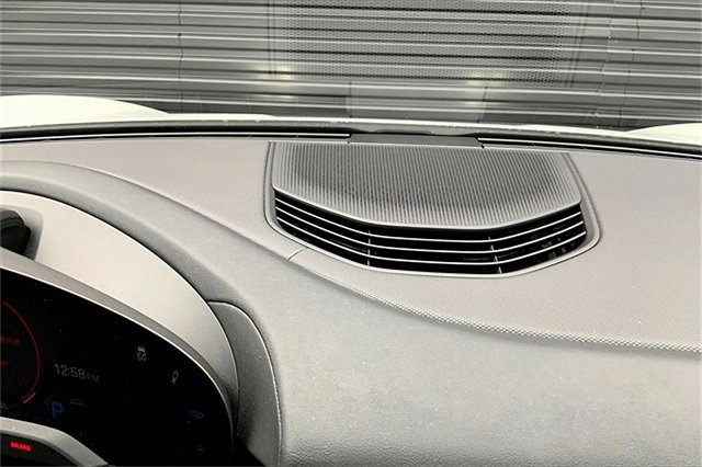 Used 2022 Porsche Taycan image 29