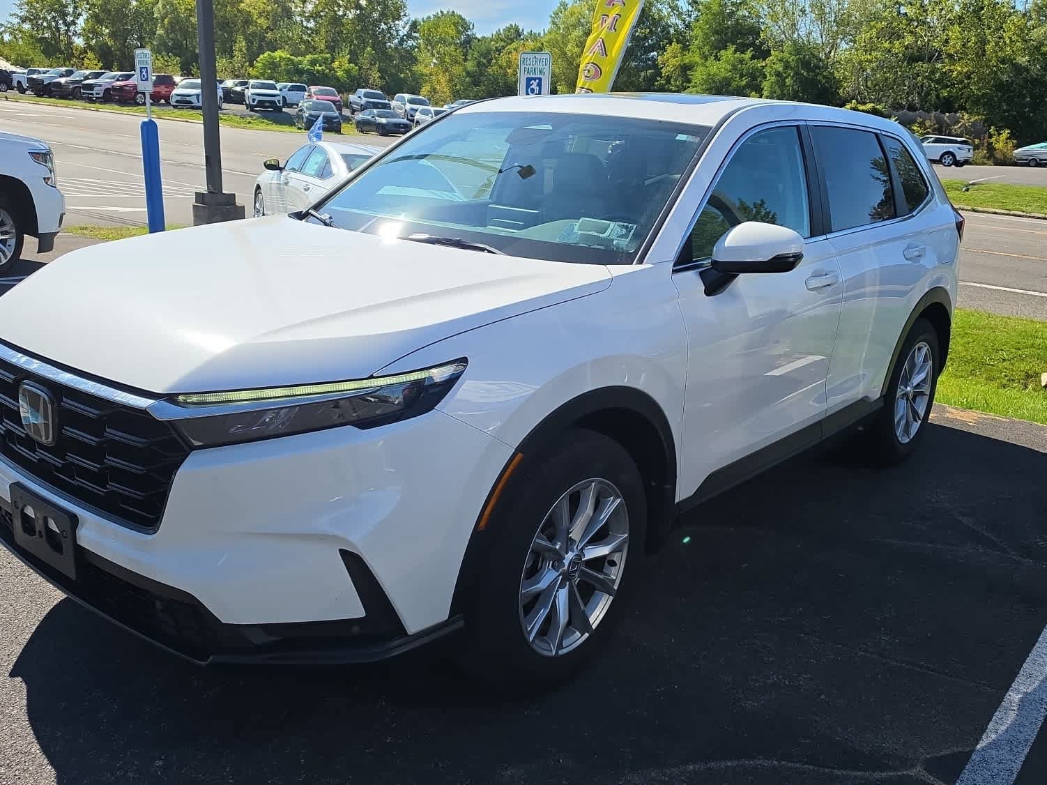 Used 2024 Honda CR-V EX-L image 11