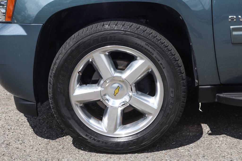 Used 2011 Chevrolet Avalanche LT RWD image 49