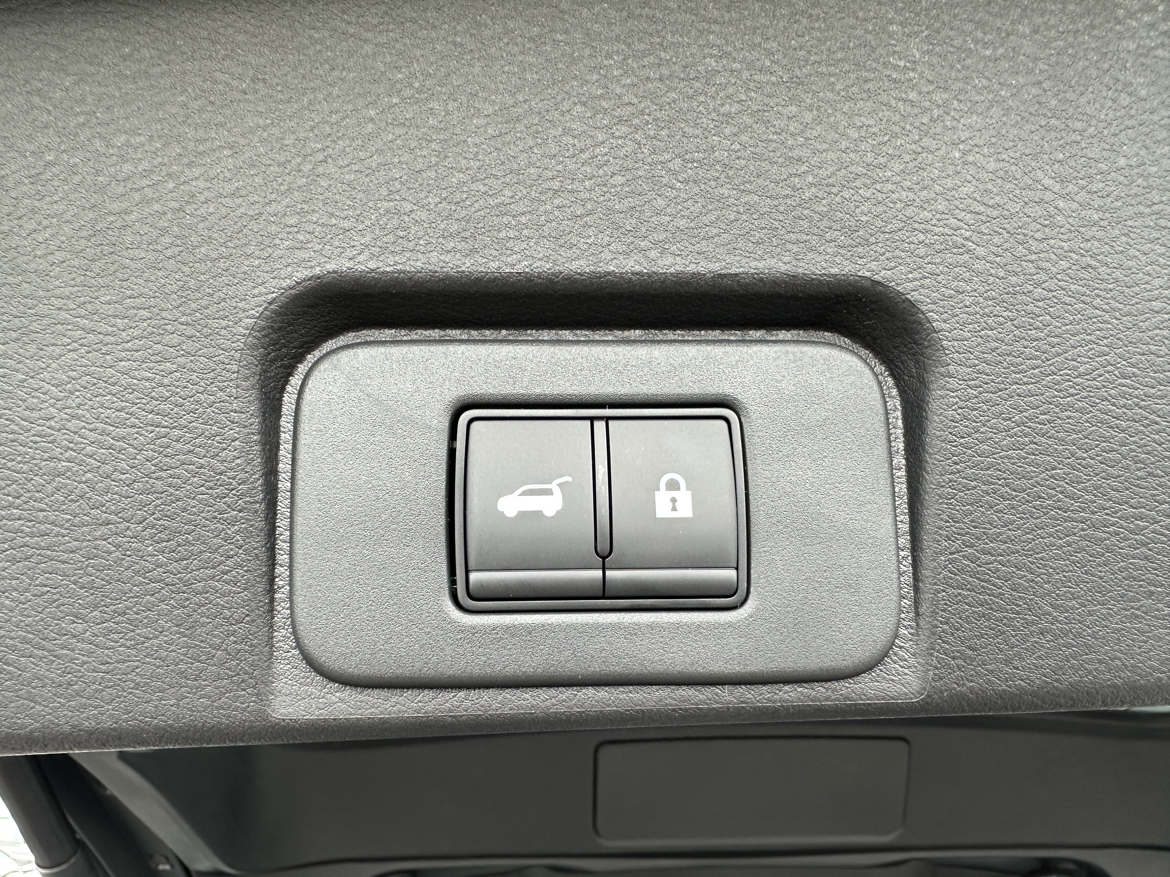 New 2026 Nissan Rogue SV AWD/4WD image 35