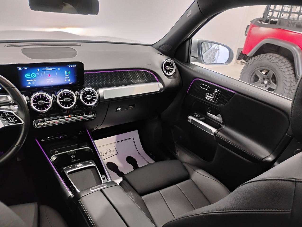 Used 2024 Mercedes-Benz EQB 300 4MATIC image 87