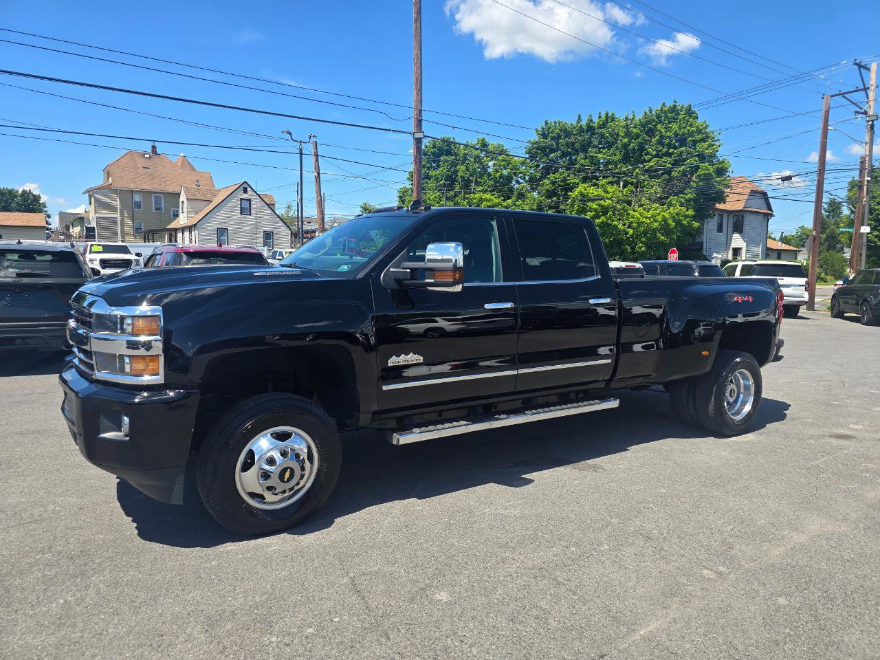 Used 2019 Chevrolet Silverado 3500 High Country w/ Duramax Plus Package AWD/4WD image 3