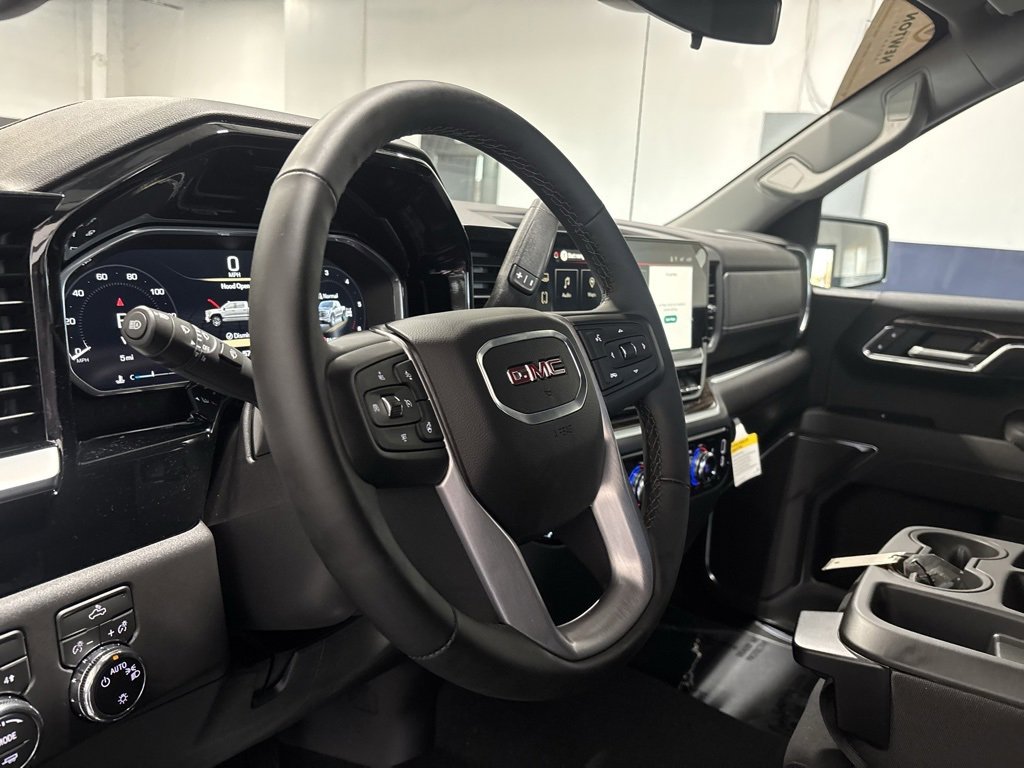 New 2026 GMC Sierra 1500 SLE image 15
