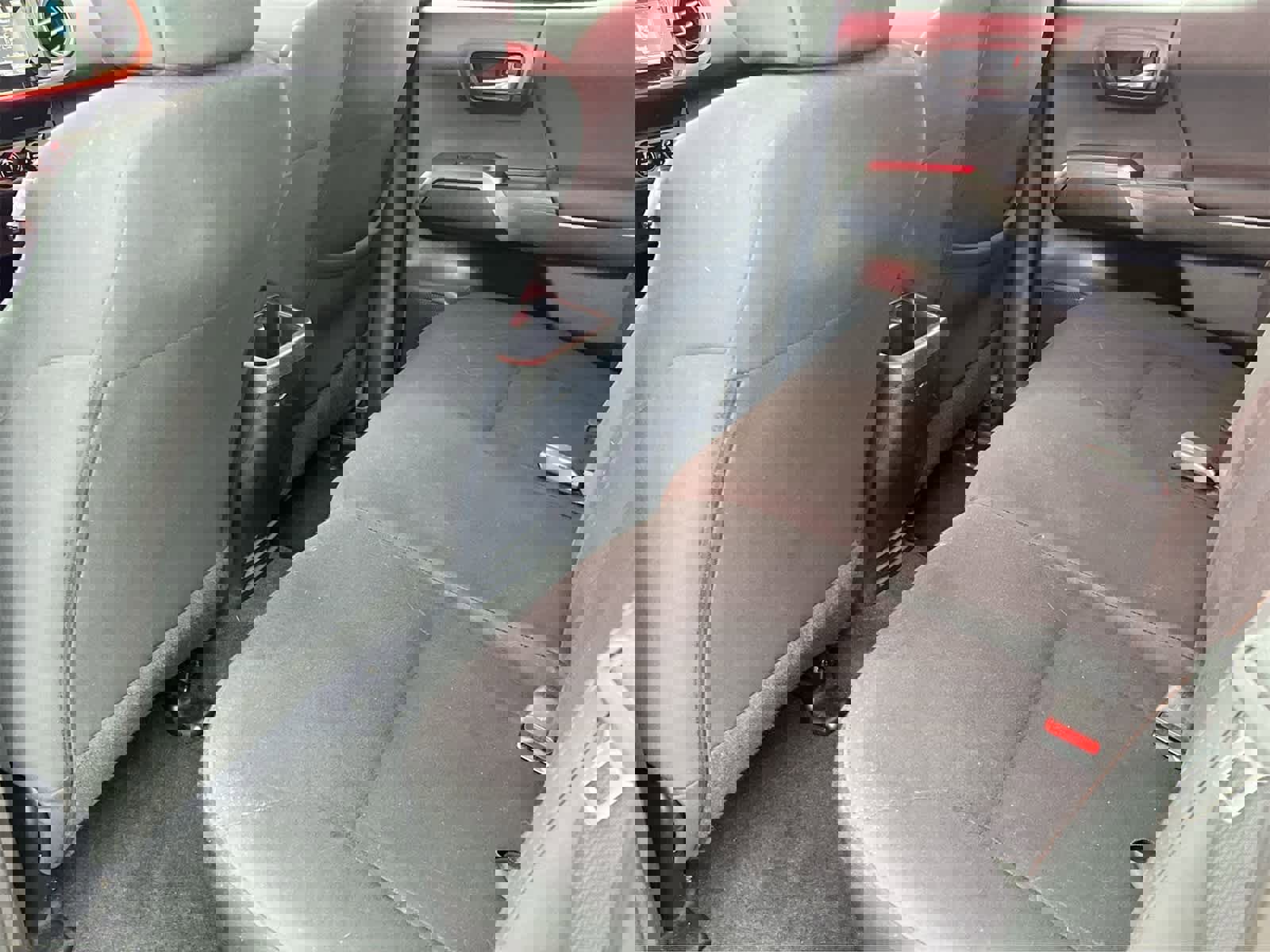 Used 2017 Toyota Tacoma TRD Off-Road image 18