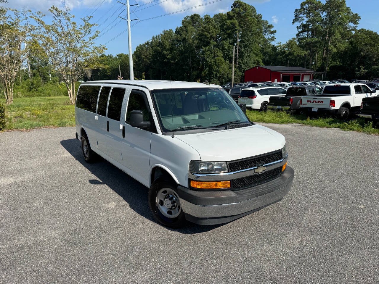 Used 2018 Chevrolet Express 3500 LT w/ LT Preferred Equipment Group RWD image 36