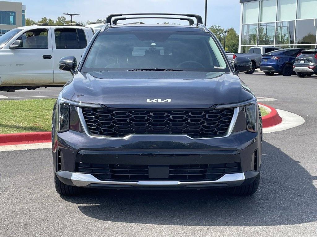 New 2025 Kia Sorento S w/ Panoramic Sunroof Package image 2