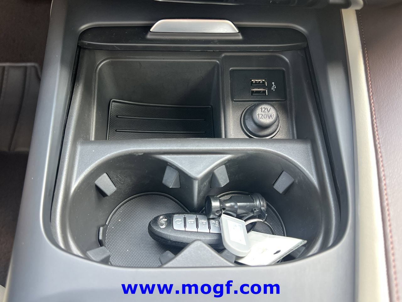 Used 2019 INFINITI QX50 Essential w/ Sensory Package AWD/4WD image 10