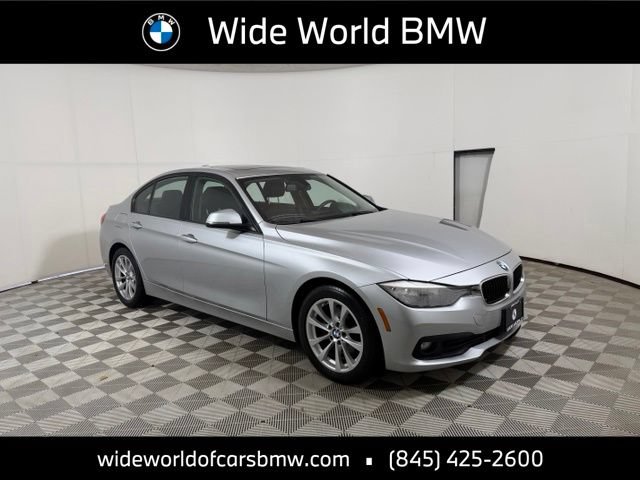 Used 2016 BMW 320i xDrive Sedan AWD/4WD image 1