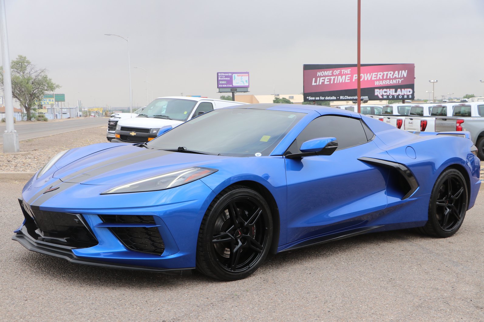 Used 2021 Chevrolet Corvette Stingray Preferred Conv w/ Z51 Performance Package RWD image 3