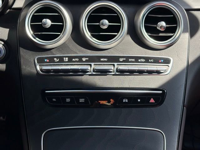 Used 2023 Mercedes-Benz GLC 300 4MATIC Coupe image 35