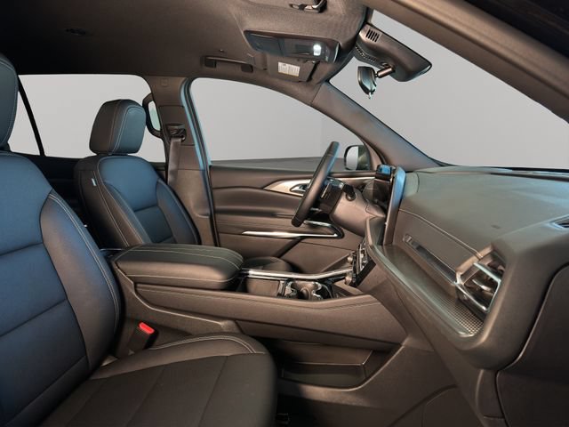 Used 2026 Chevrolet Traverse LT AWD/4WD image 18