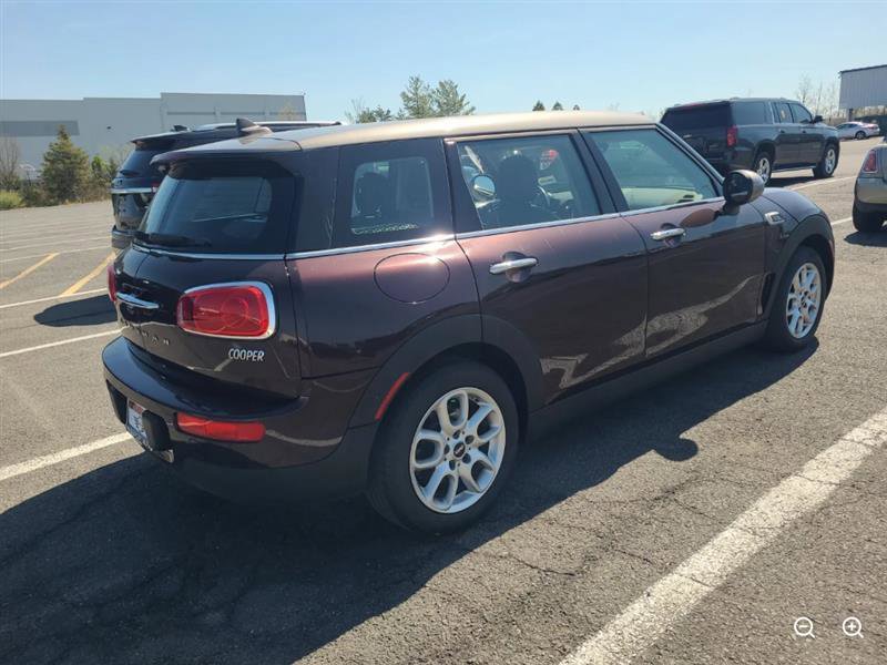 Used 2016 MINI Cooper Clubman FWD image 4