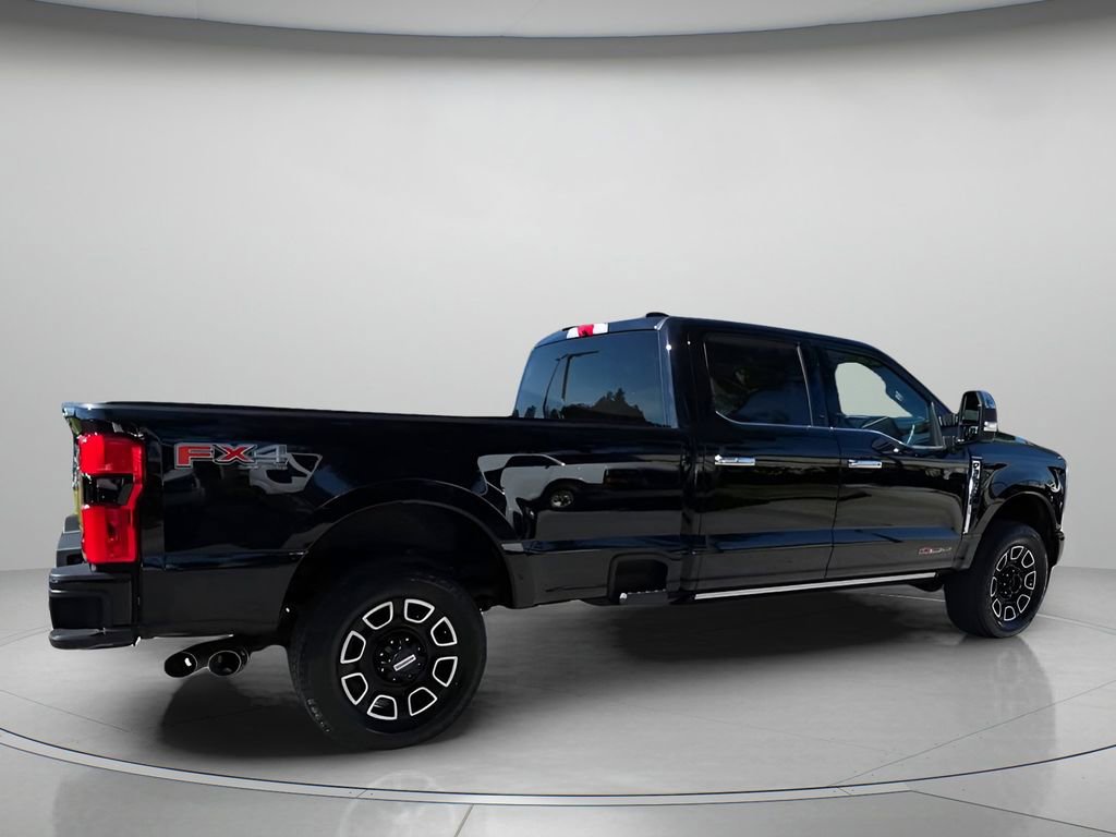 Used 2023 Ford F350 Platinum image 28