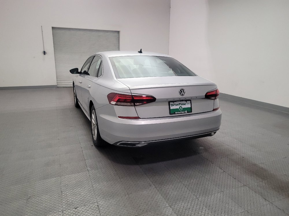 Used 2020 Volkswagen Passat 2.0T SE FWD image 6