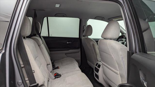Used 2019 Honda Pilot LX image 19